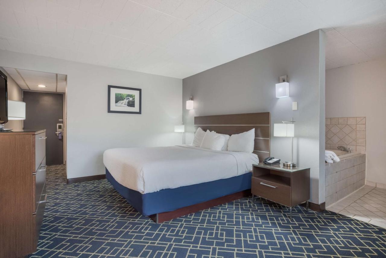 Best Western Hunt'S Landing Hotel Matamoras Milford Exterior foto